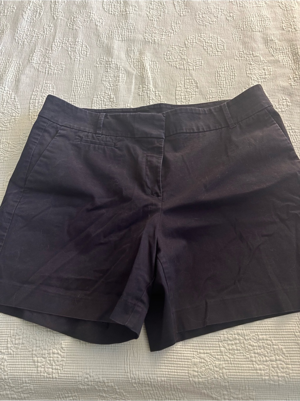 Classic Black Women’s Tailored Shorts Ann Taylor size 14